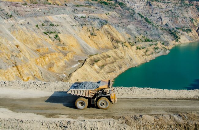Des démarches simplifiées sans compromis pour l’environnement : l’AMQ salue les nouvelles mesures